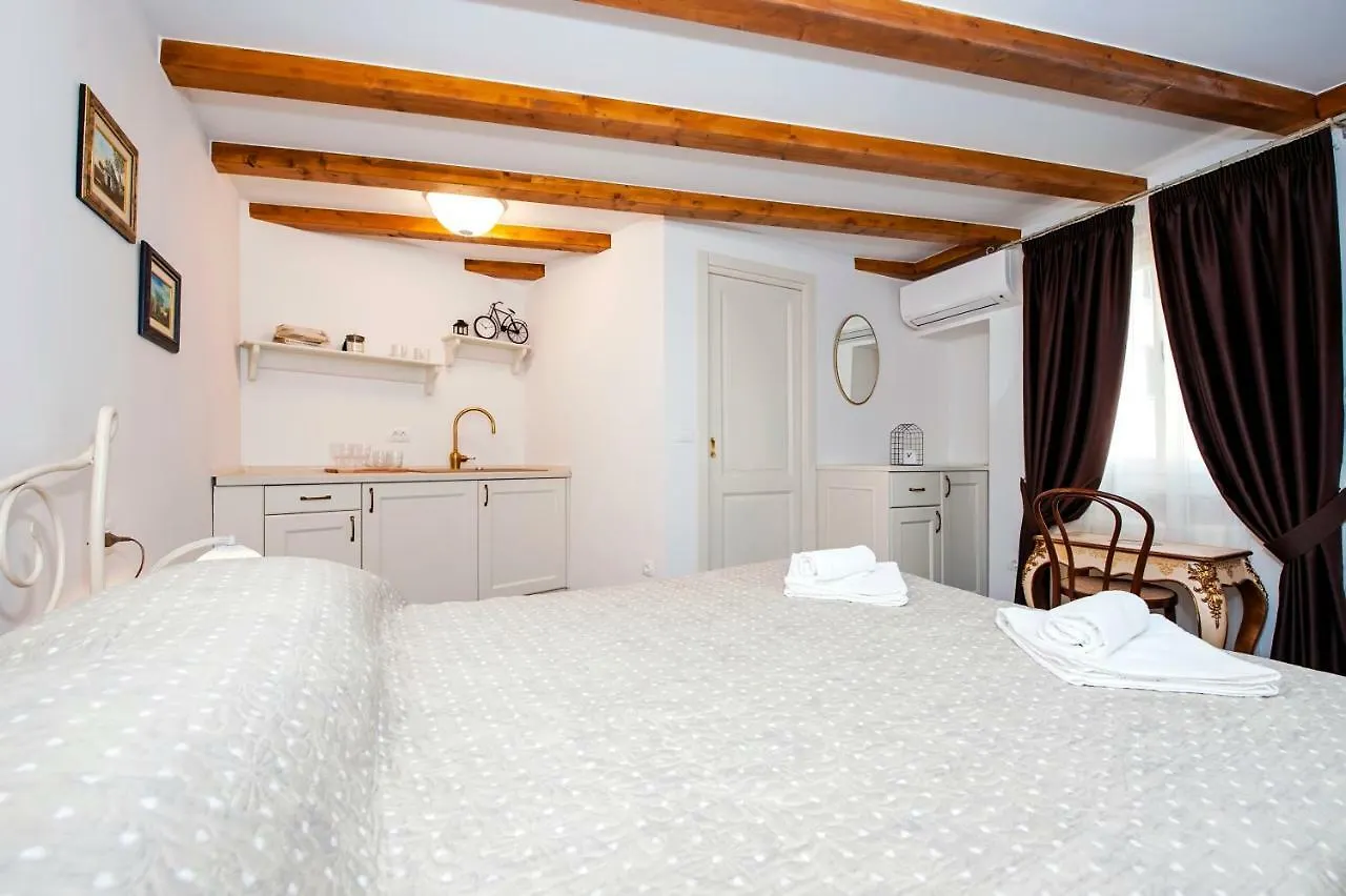 Villa S. Benedetto Rovinj Gasthuis